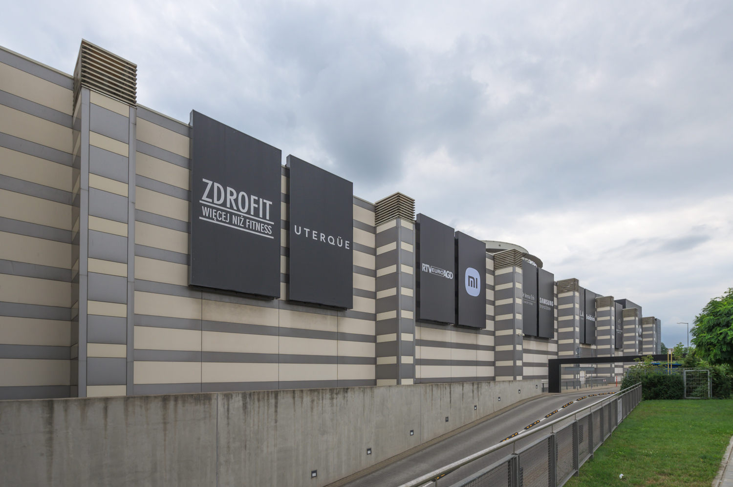 Zdjęcie architektury budynku Centrum handlowe Galeria Mokotów